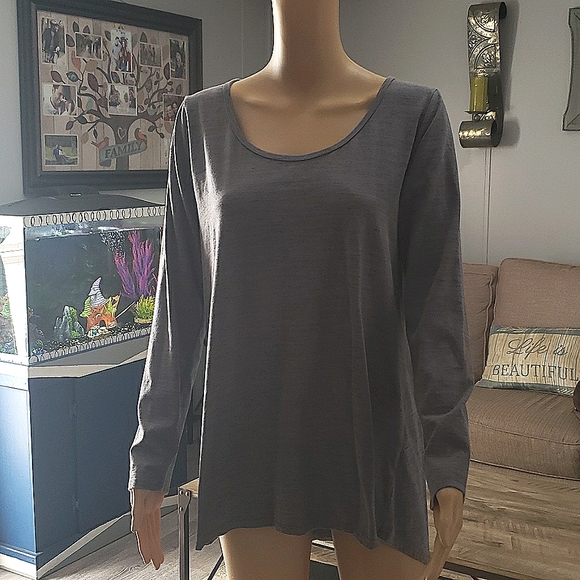 LULAROE HUDSON LONG SLEEVE TEE TOP L - Picture 1 of 4